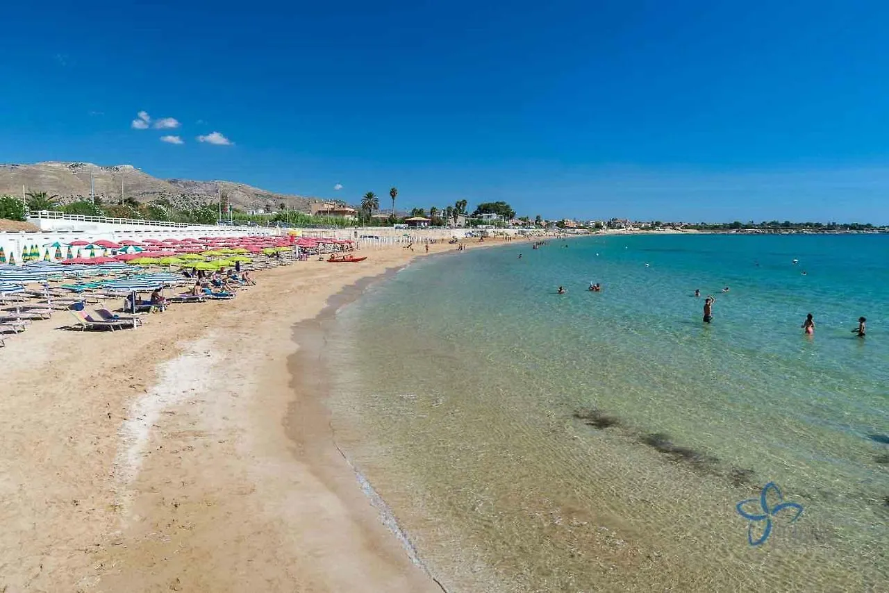 Marinella Fronte Mare 0*, Avola Ιταλία
